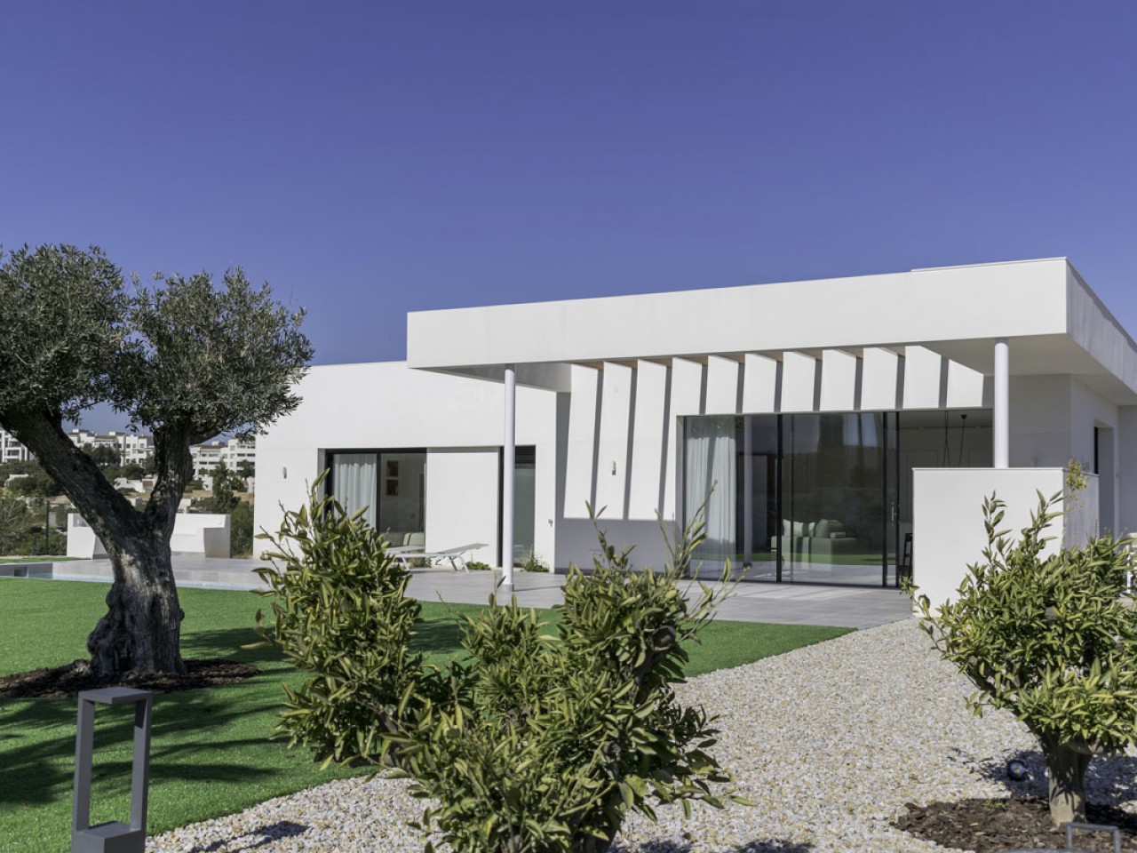 Villa in El Pinar de Campoverde - view 1
