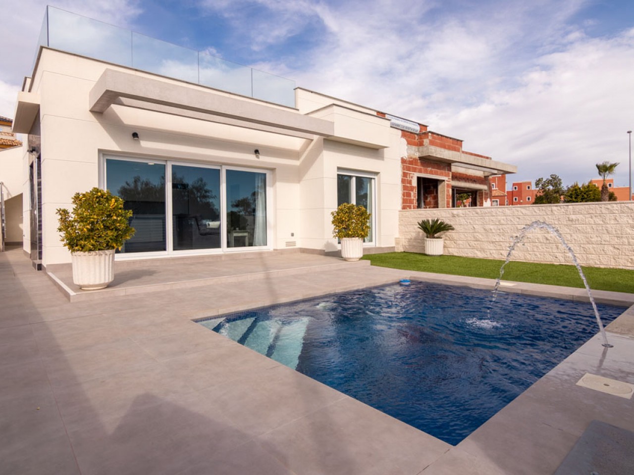 Chalet in Los Montesinos - view 1