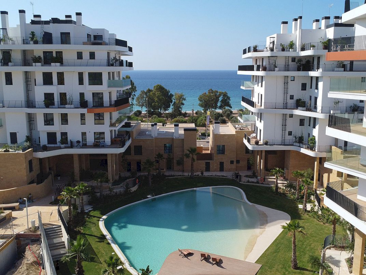 Penthouse in Villajoyosa - view 1