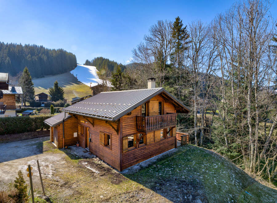 Chalet in Les Gets - view 1