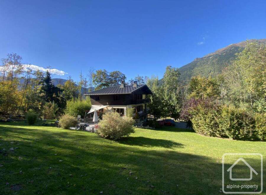 House in Les Houches - view 1